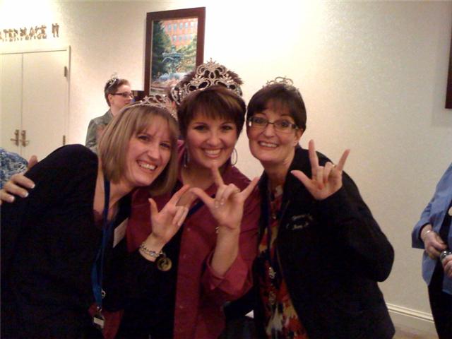Three of us missing Laurie at International 2009...:-( 